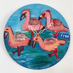Klok van oude elpee met flamingo’s