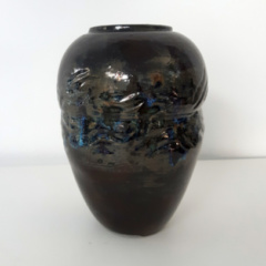 Vaas Dark Vase