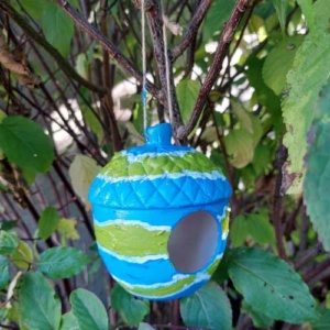 Vogelvoederhouder blauw groen eikeltje