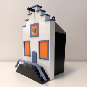 Vogelhuisje trapgevel oranje