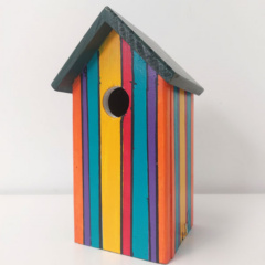 Nestkastje Bont gekleurd